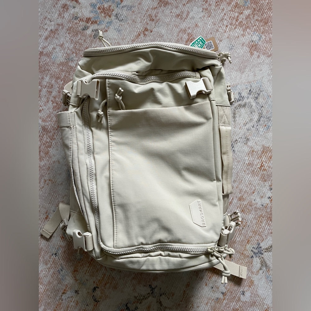 Bagsmart Blast travel backpack 28L beige